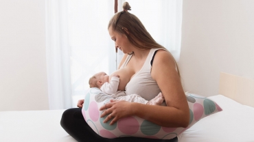 9 Ways to Increase Breast Milk Production