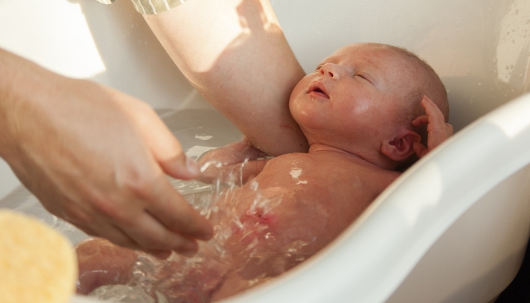 Tips for Safe Bathing: Newborns and Babies