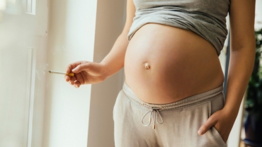 10 Myths and Facts About Quitting Smoking in Pregnancy