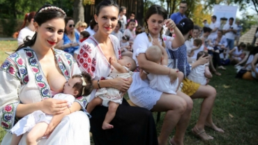 Advice About Breastfeeding in Public