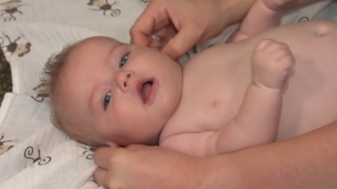 Benefits of Massaging Your Baby