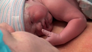 Benefits of Skin-to-Skin Contact After Vaginal Birth