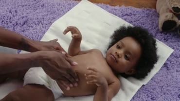 How to Massage a Baby for Positive Baby Development?