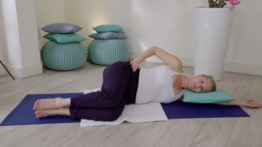Prenatal Pilates: Side Lying Mermaid