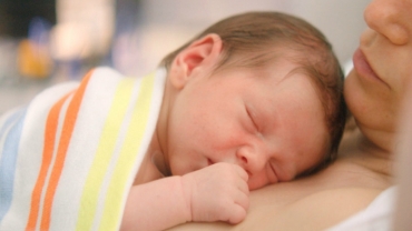 Skin-to-Skin Contact: How Important It Is for the Baby's Development?