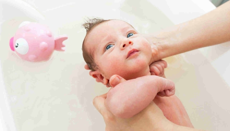 How Often Should You Bathe Your Infant?