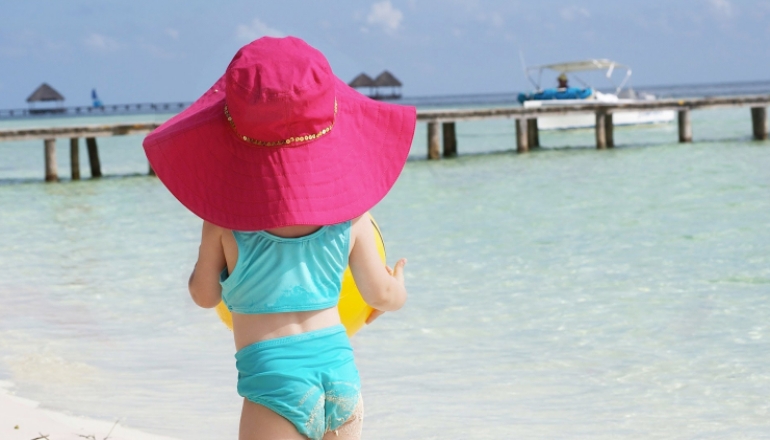 How to Use Sunscreen on a Baby