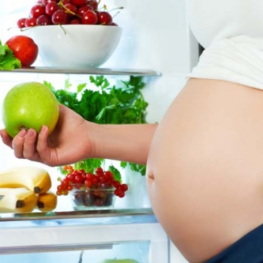 How to Eat Healthy During Pregnancy: Healthy Snack Ideas