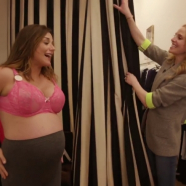 How to Dress for Pregnancy and Beyond?