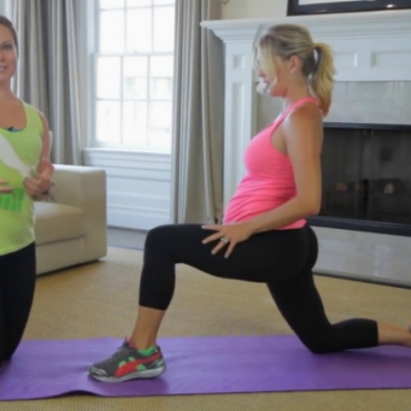 Tone Your Upper Body and Core While Pregnant