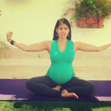 Yoga for Improve Circulation in the Arms and Ease Neck Pain